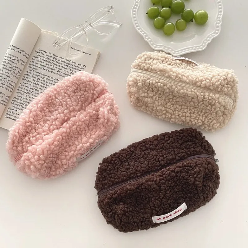 Cosmetic Bag Cute Women's Lambs Wool Organizer Pouch Stationery Bag Large Capacity Travel Essentials Makeup Bag Purse Storage