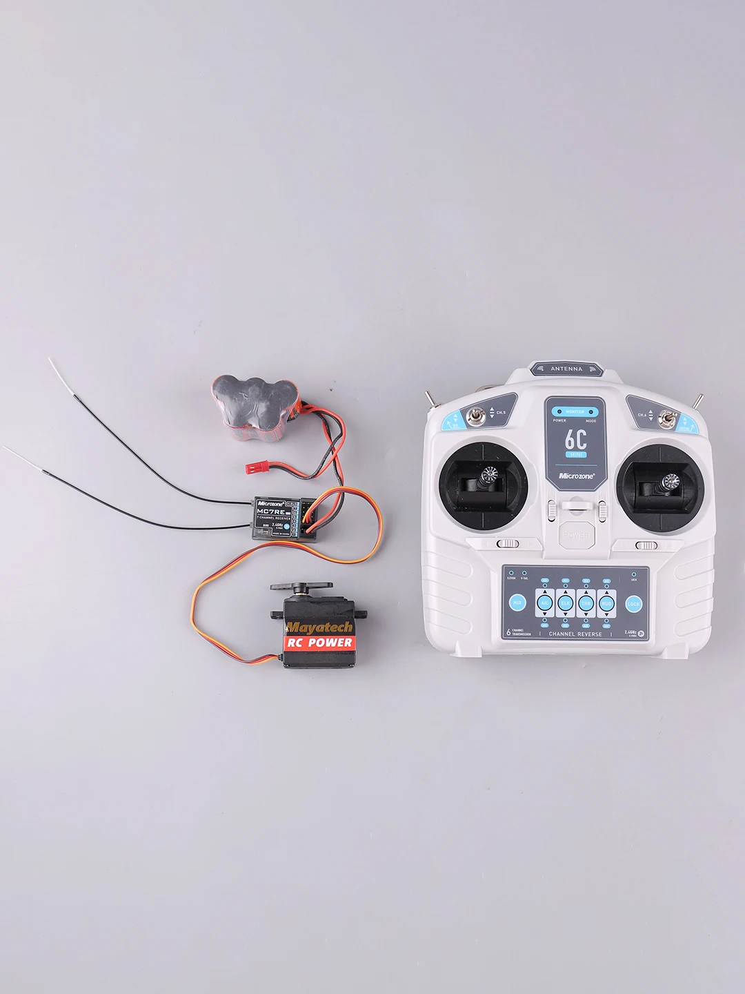 Microzone MC7RE V2 récepteur véhicule à voilure fixe à 7 canaux et modèle de navire MC6CMini télécommande