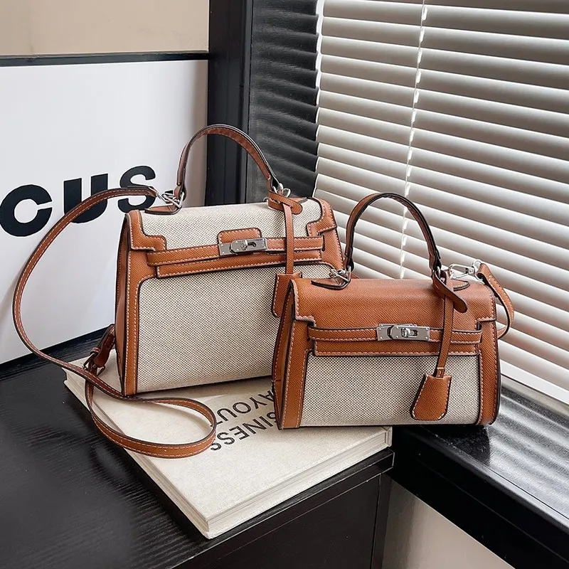 

Stylish Women's Leather Crossbody Bag Classic Elegant Design By Famous Designer Luxury Brand For Ladies Handbags