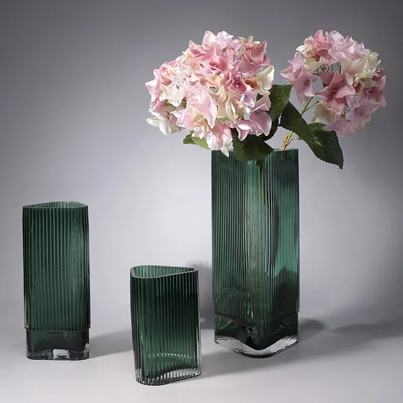 2026 Unique Transparent Glass Vase Geometric Triangular Flat Shape Flower Vase Hydroponics Terrarium Flowerpot Vases Pots Home D
