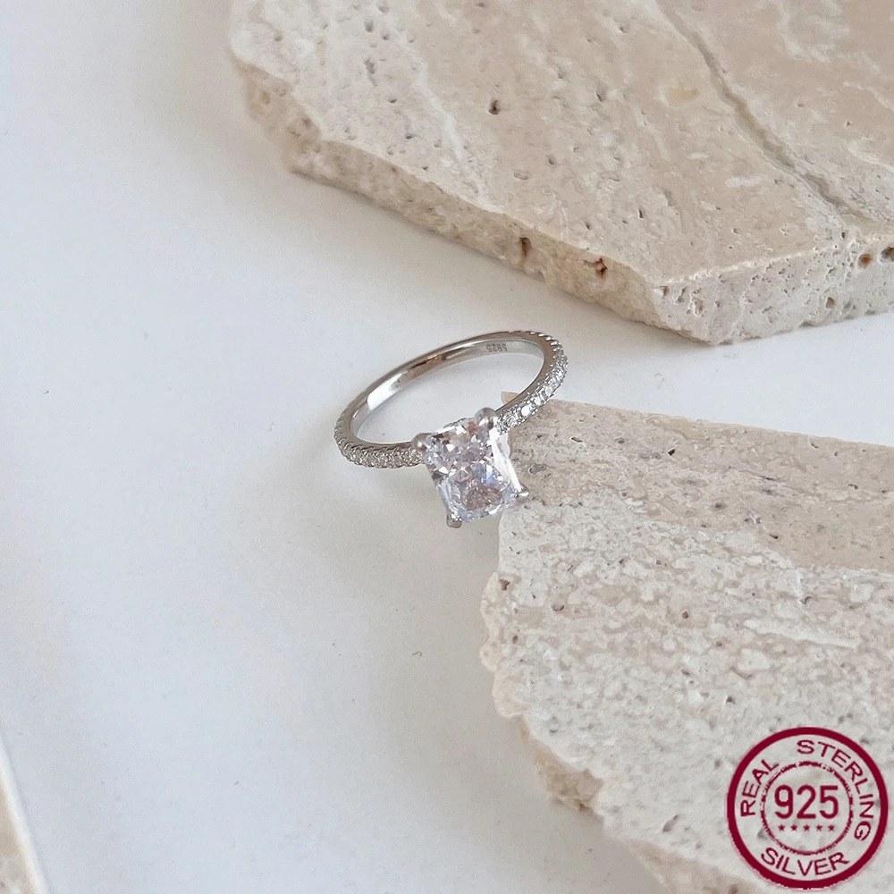 European and American 925 Silver Ice Cut 6 * 8MM High Carbon Diamond Women's High-end Wedding Jewelry Wholesale