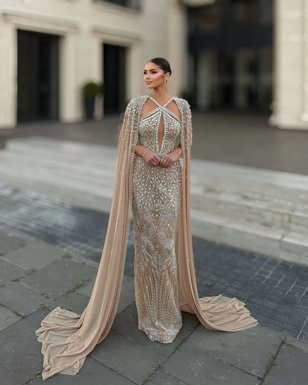 New Design Sexy Beading Crystal Pearls Charming Fashion Mermaid Evening Dress Prom Formal Party Dress