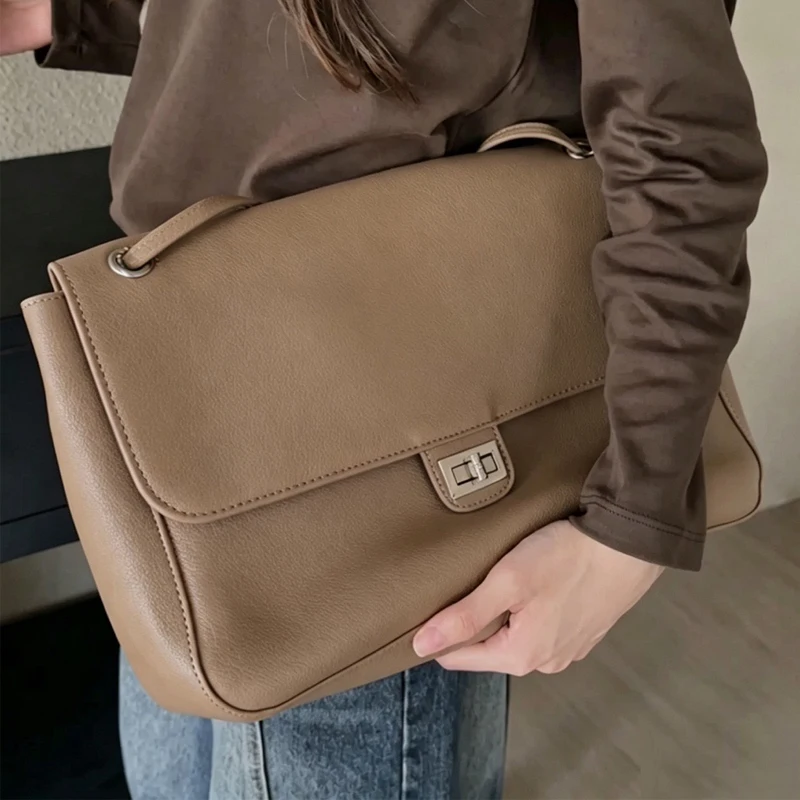 Thumbnail 3 - #20 Trending Square Crossbody Bags Right Now