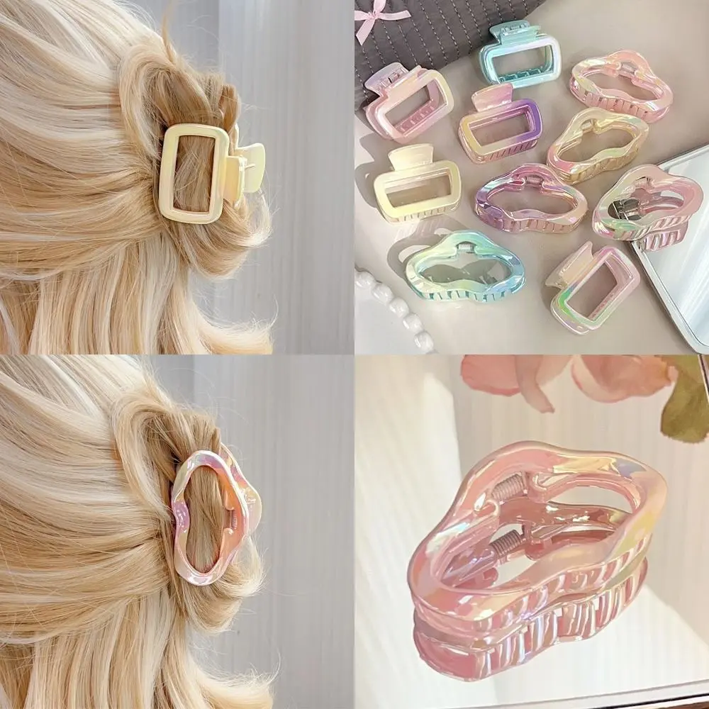 Sweet Cloud Shape Hair Claw Elegant Illusory Color Gradient Hair Claw High Ponytail Clip Headwear Geometry Shark Clip Daily