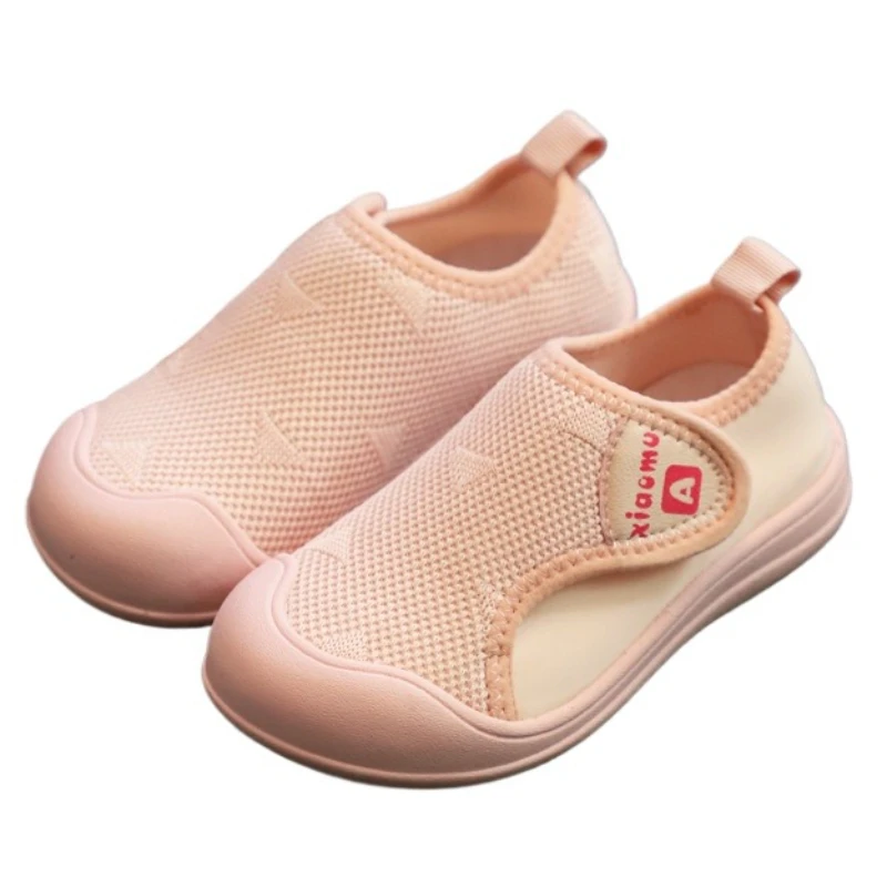 „Tenisówki piłkarskie dla maluchów unisex |   Miękkie, antypoślizgowe podeszwy do zabawy w pomieszczeniach |   Śliczne i ciepłe buty dziecięce (chłopcy i dziewczęta)"