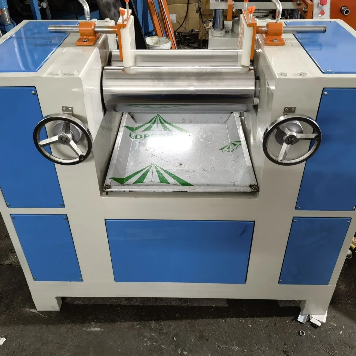 Lubrificador de borracha pequeno de 3-12 polegadas, cheiro de resfriamento de água com aquecimento elétrico de rolo cerâmico