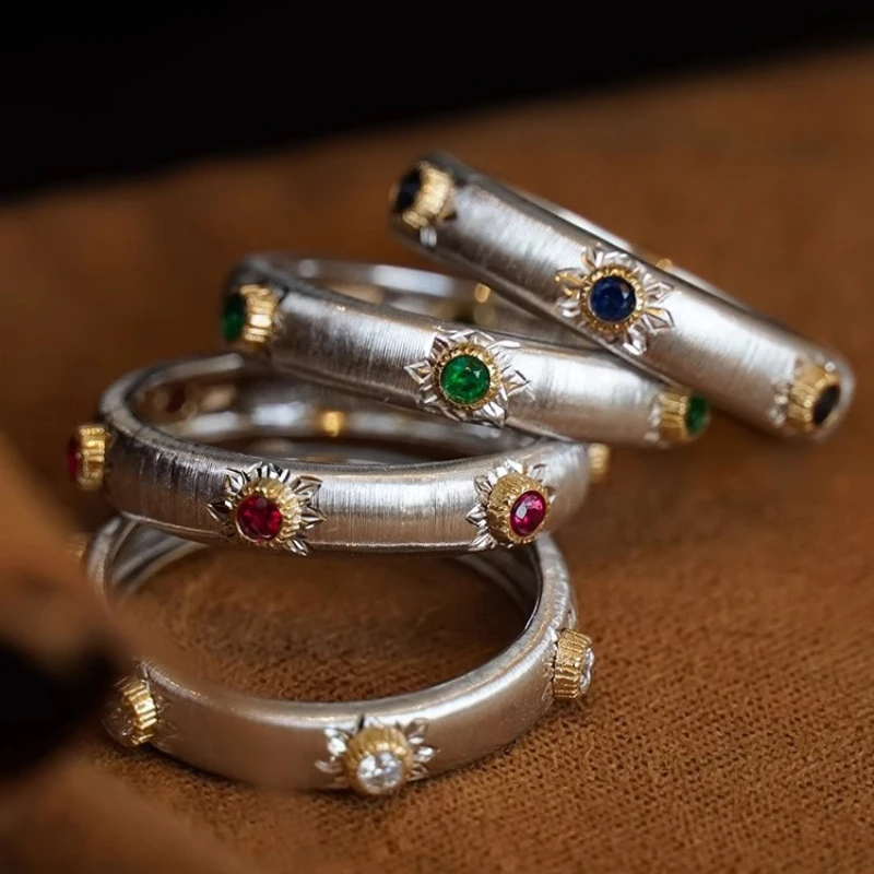 

Italian Intricately Carved Woven Craft, Hand Drawn Palace Style, Two Tone Gold Imitation Emerald Red Corundum Wedding Ring