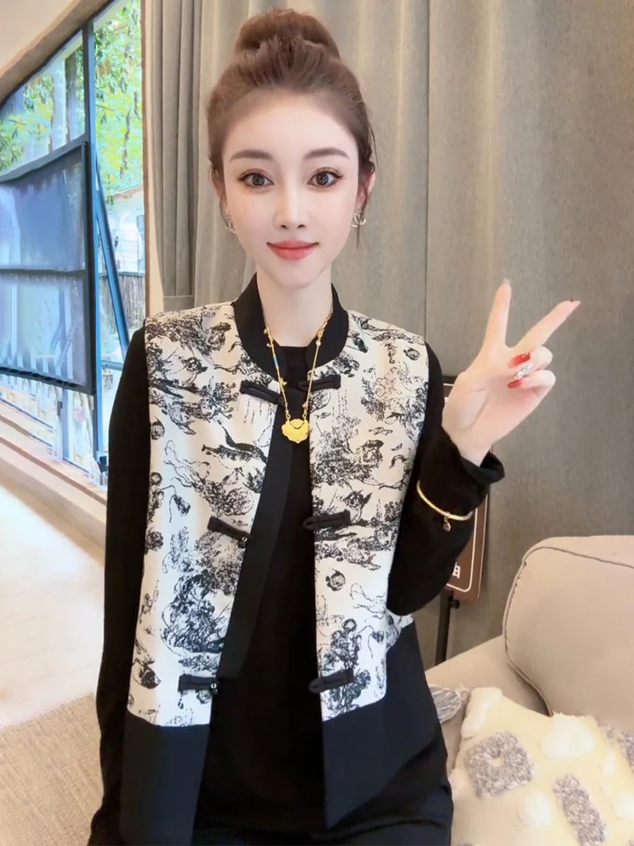 Nieuwe Chinese Sle Damesvest Lente Herfst 2025, Bovenkleding Svel Tank Top Knopdetail ort Lengte Matige Warmte