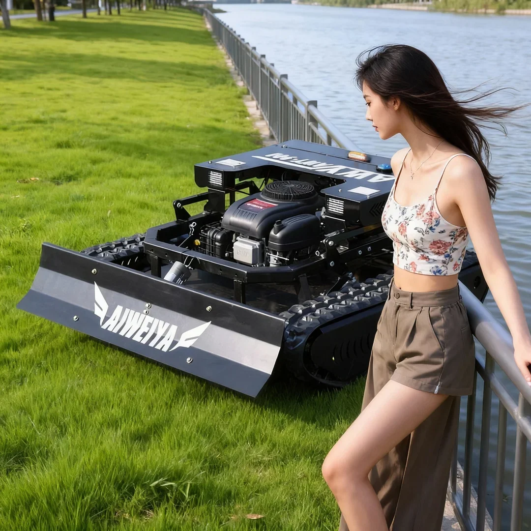 

Customized Wireless Remote Control Crawler Lawn Mower With Snow Shovel Commercial Home Use Online Beauty Customer Service