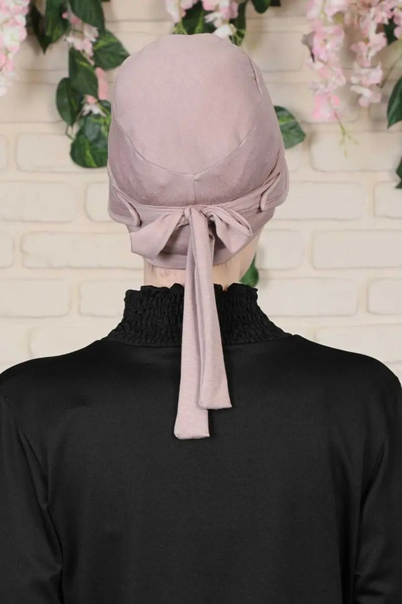 Czesana kości norek