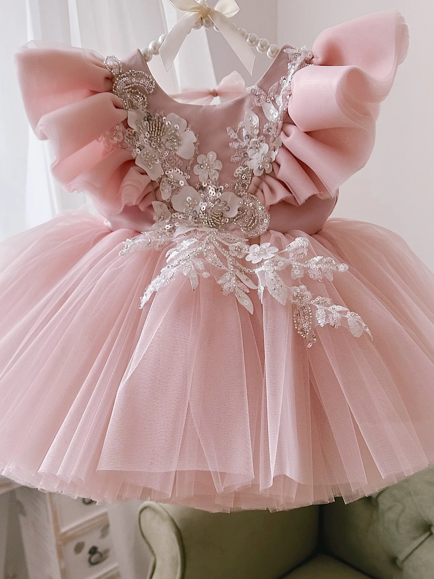 custom-flower-girl-dress-wedding-gown-birthday-party-dress-ruffled-sleeve-3d-floral-sequin-tulle-princess-dress-for-little-girls