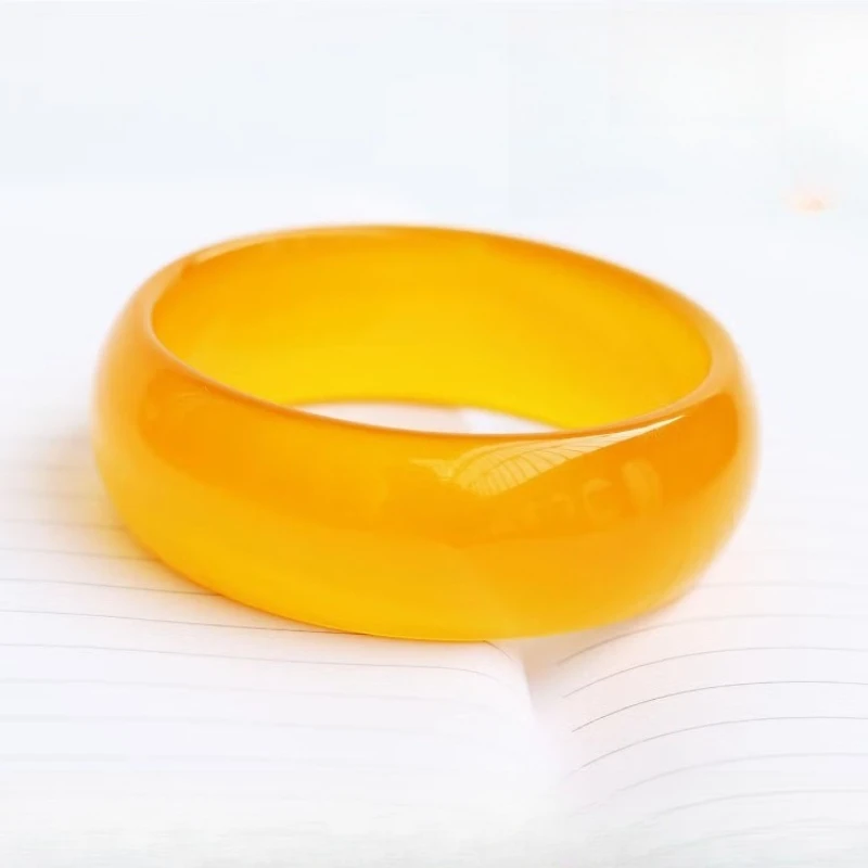 New High Ice Yellow Agate Wide Version Bracelet. Classic Fashion Temperament
