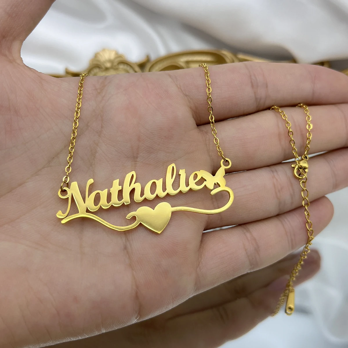 Custom Name Necklace Personalized Stainless Steel Gold Chain With Butterfly Heart Design For Women Pendant Necklace