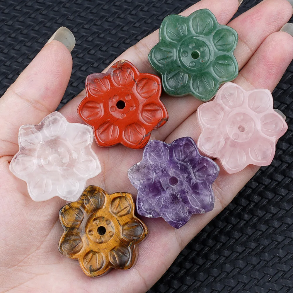 

Carved Natural Crystal Lotus Flower with Hole Reiki Healing Crafts Incense Stick Holder DIY Hanging ornament Home Decor ﻿