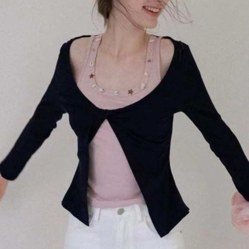 Harajuku style faux two-piece retro T-shirt, women's color-blocked punk style tight top, Y2K aesthetics, autumn slit T-shirt.