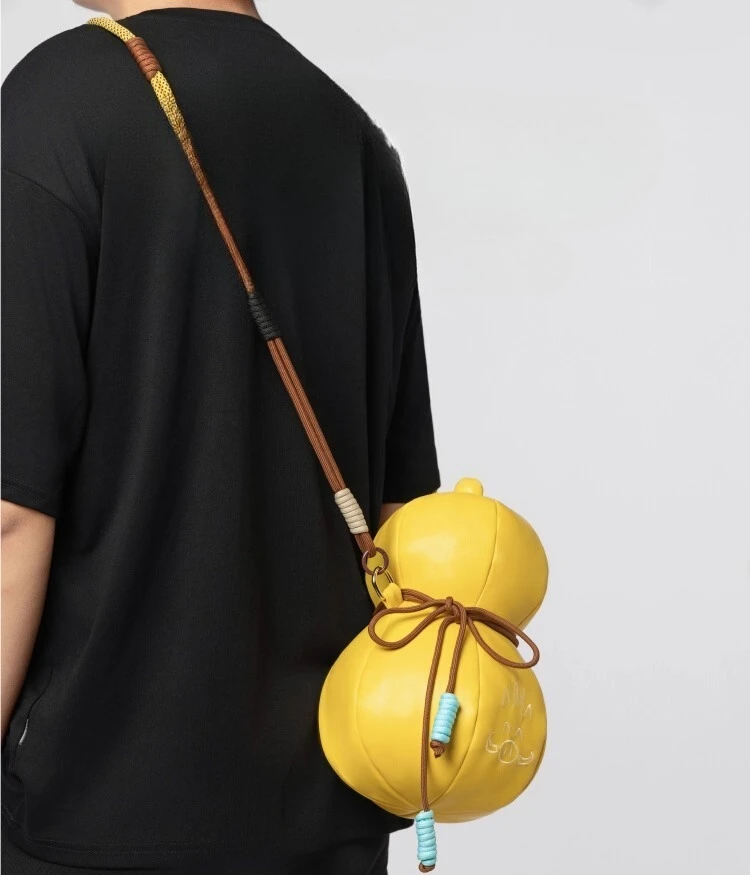 Gourd-Shaped Crossbody Bag Anime Piglet Demon Peripheral Single Shoulder Pendant Bag
