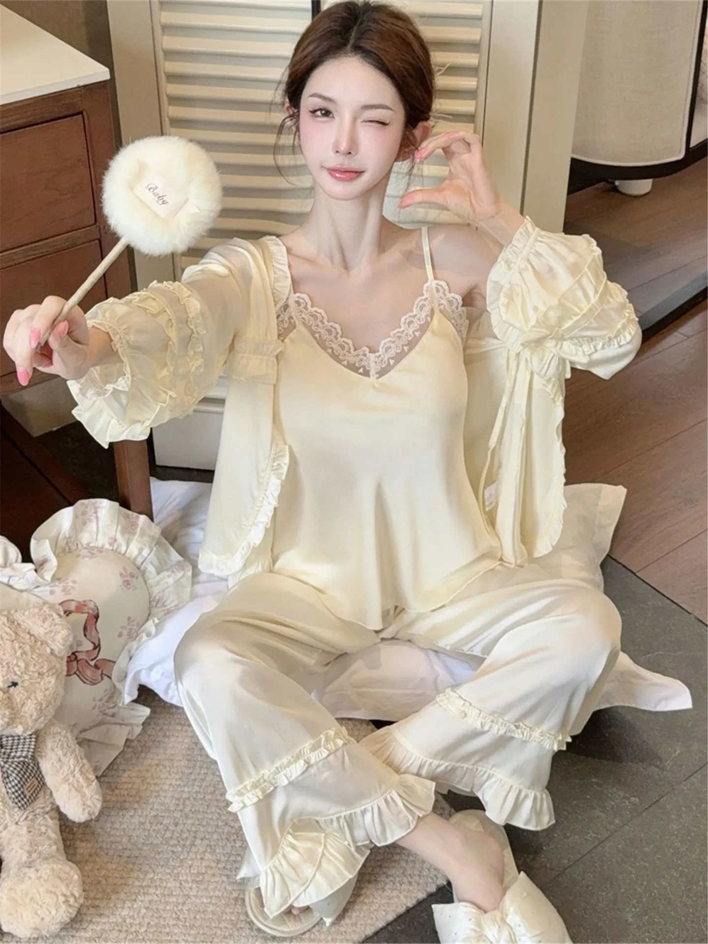 ensemble-de-vetements-de-nuit-victoria-marissa-pure-desire-en-soie-glacee-avec-coussinets-de-poitrine-bretelles-et-pantalon-long-ensemble-de-vetements-d'interieur-trois-pieces-pour-femmes