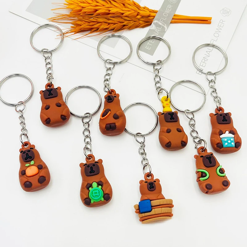 Kawaii Capybara พวงกุญแจการ์ตูน 3D พวงกุญแจสัตว์ PVC Key ผู้ถือกระเป๋าจี้กระเป๋าเป้สะพายหลังแขวนตกแต่งคู่ของขวัญ