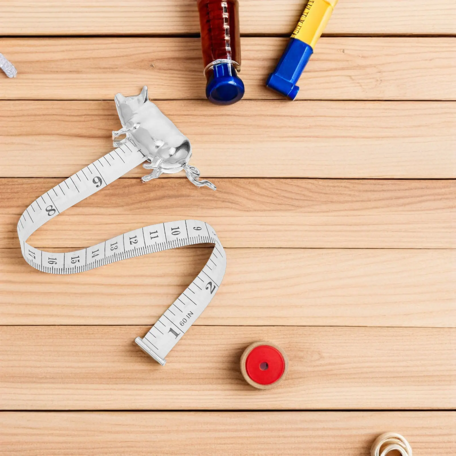 

Милая миниатюрная рулетка в форме свинки, компактная выдвижная двусторонняя измерительная лента для ткани, шитья, измерения тела, рукоделия