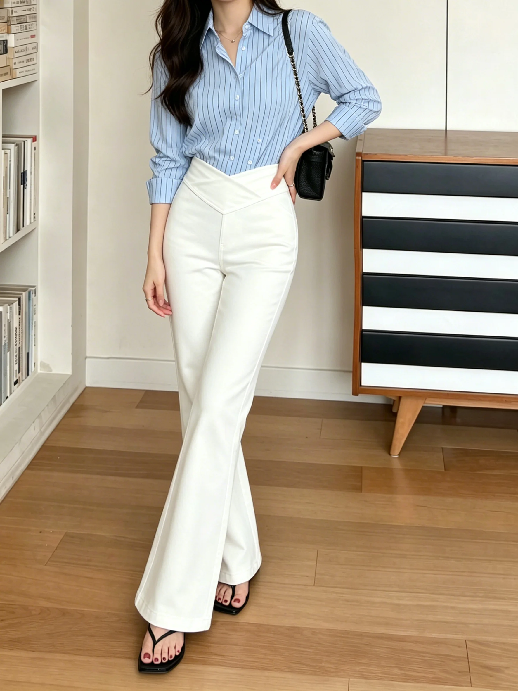 Ladies' White High-Waisted Trumpet Yoga Pants Cross V-Shaped Waist, Abdomen, Hips and Elastic Slim Fit for Leisure Wear. - view 4
