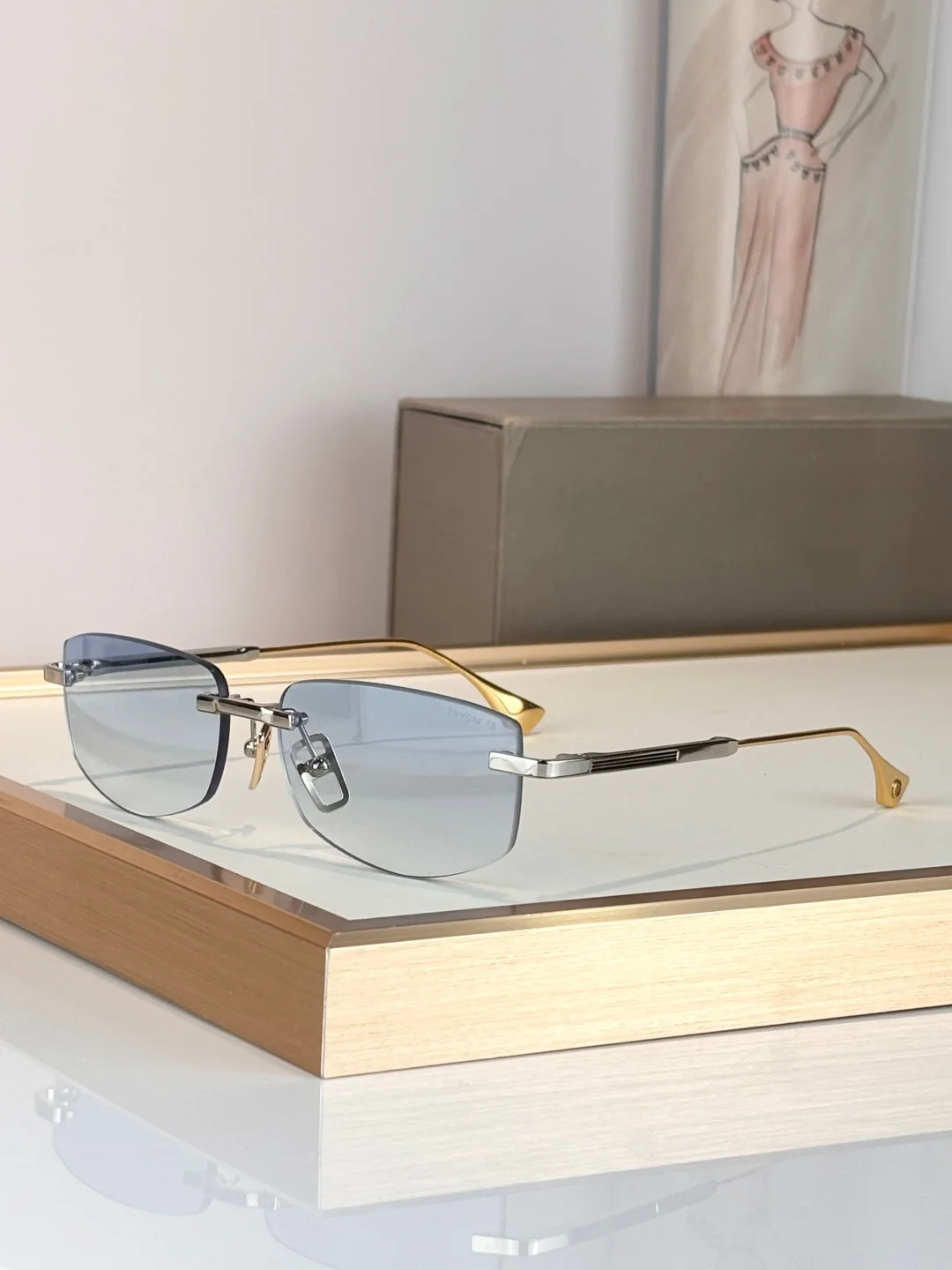 

Высококачественные солнцезащитные очки ADITA DTS182 TRYSIM.75 без оправы, металлические, в коробке.