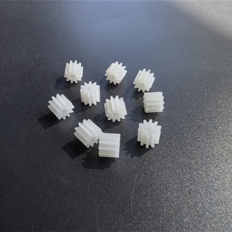10PCS 10 Teeth 0.5M Plastic Gear 10T OD= 6mm Hole= 1.95mm DIY Model Technology Toys Motor Pinion Gears Spare Parts 102A