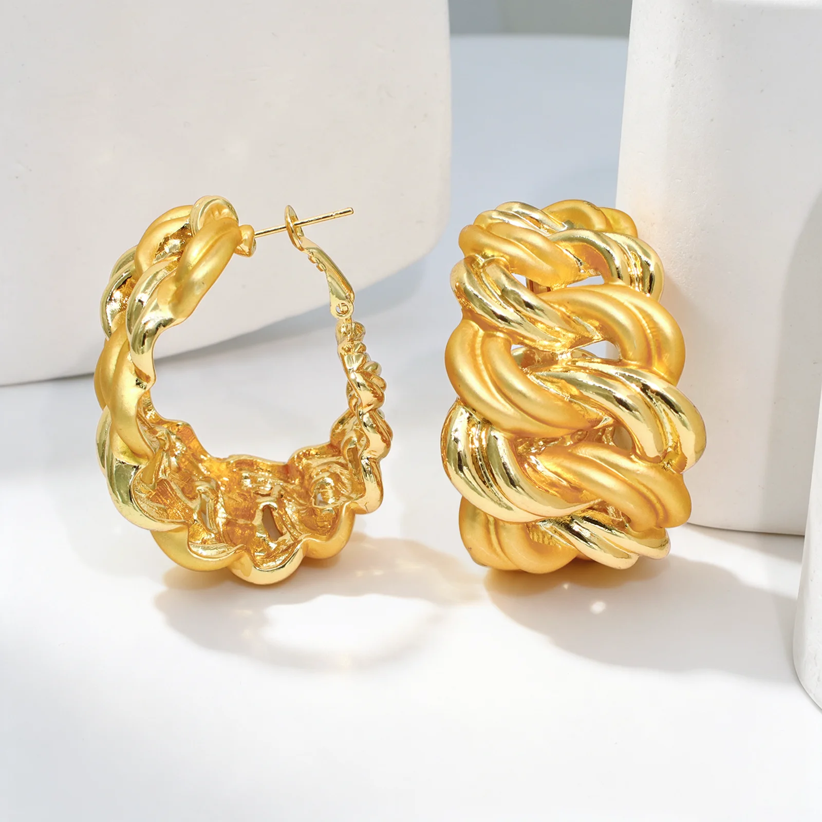 BESSYmei Dubai Big Chunky Twist Link Jewelry Set Two Tone Design African Women Bridal Wedding Statement Jewellery Set 2026 New view 5