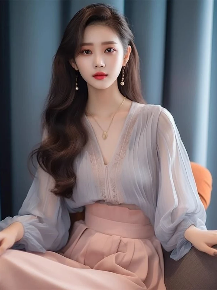 

French Elegant Blouses V Neck Lantern Sleeve Pleated Design Small Fragrance Shirts Spring All Match Loose 2025 Women's Clothing