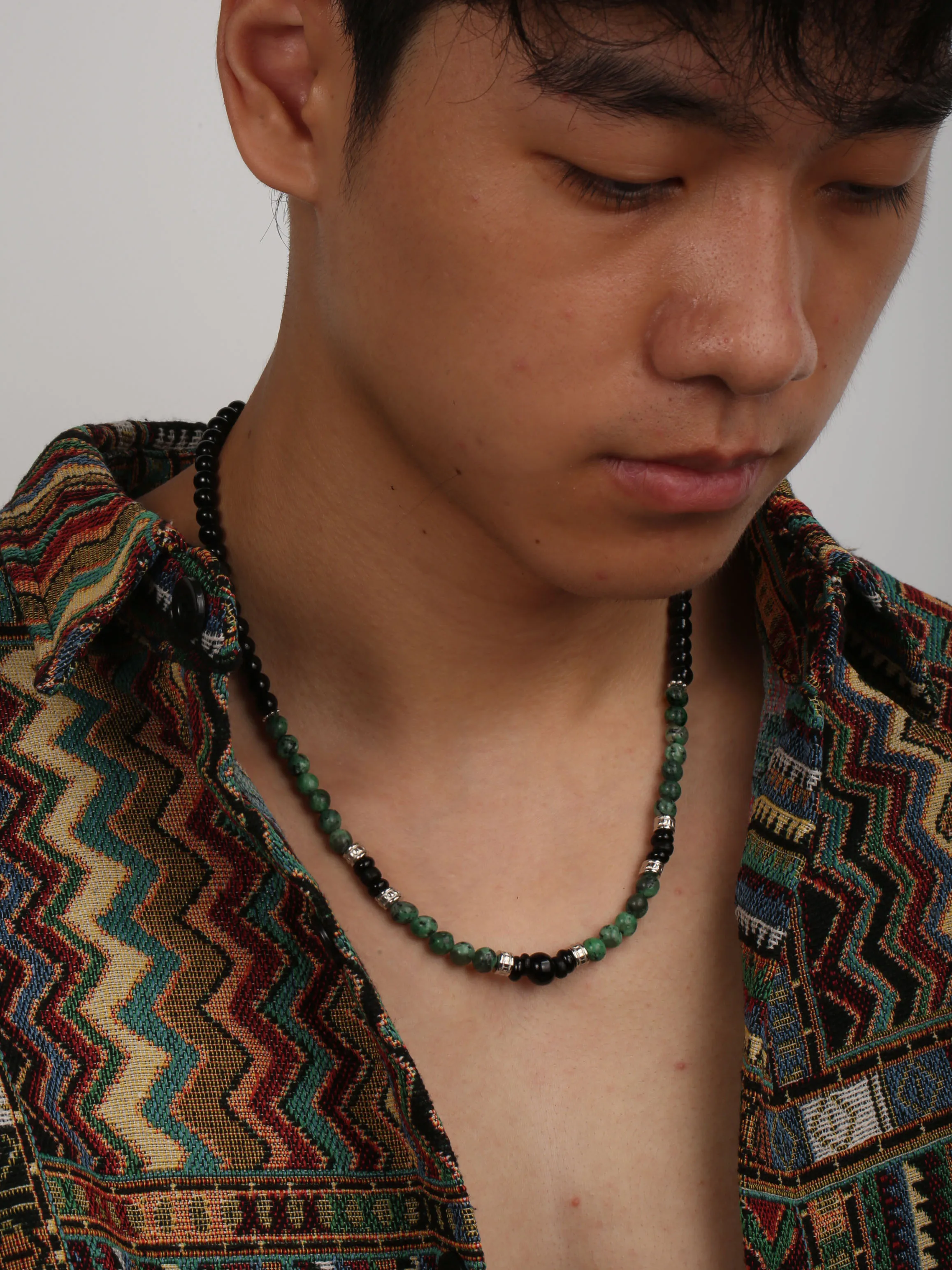 1PC Man's Retro Ethnic Style Natural Flash Stone Necklace for Men Black Beaded Surfer Necklace Man Jewelry Collar Hombre view 4