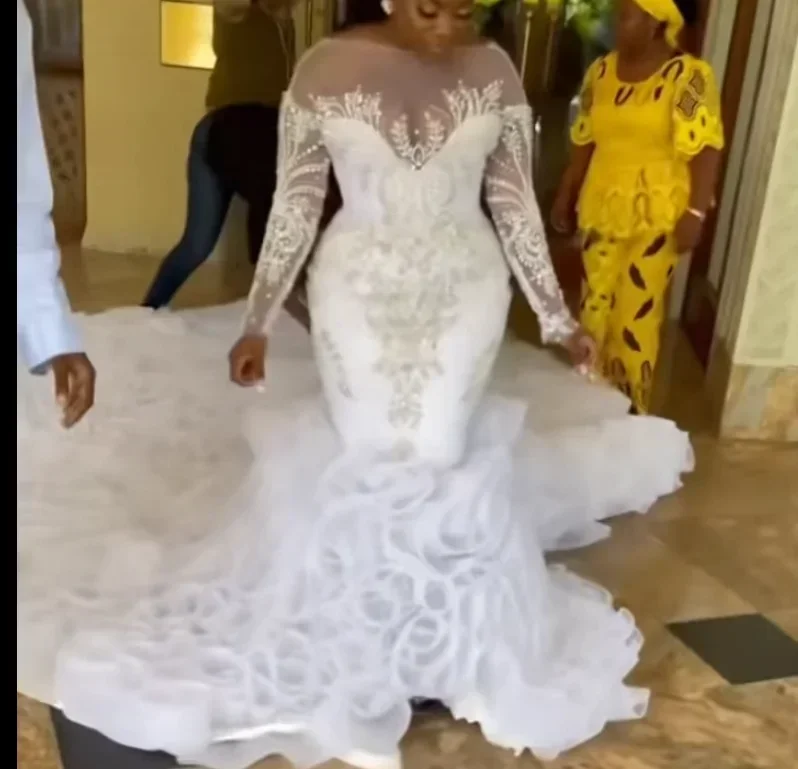 Customized High Quality Custom African Long Sleeve Round Neck Big Trailing Tutu Skirt Bridal Mermaid Wedding Dresses 2023