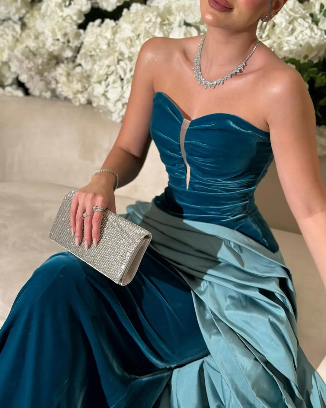 

Elegant Evening Dresses Blue Velet Prom Dress Beaded Ruffle Customize Formal Occasion Evening Party Gowns