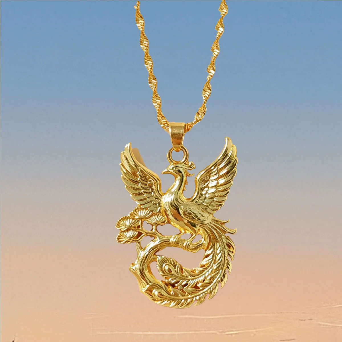 New Phoenix Perched Tree Necklace Golden Pine Phoenix Pendant Luxury Ancient Method Carving Fengming Rich Necklace Gift