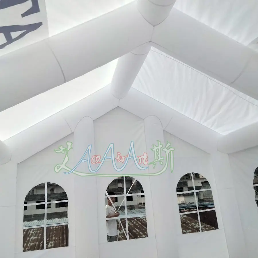 Abrigo branco inflável da casa da barraca do casamento da forma 2022 com ventilador de ar para a festa exterior/feira comercial/convenção feita em china