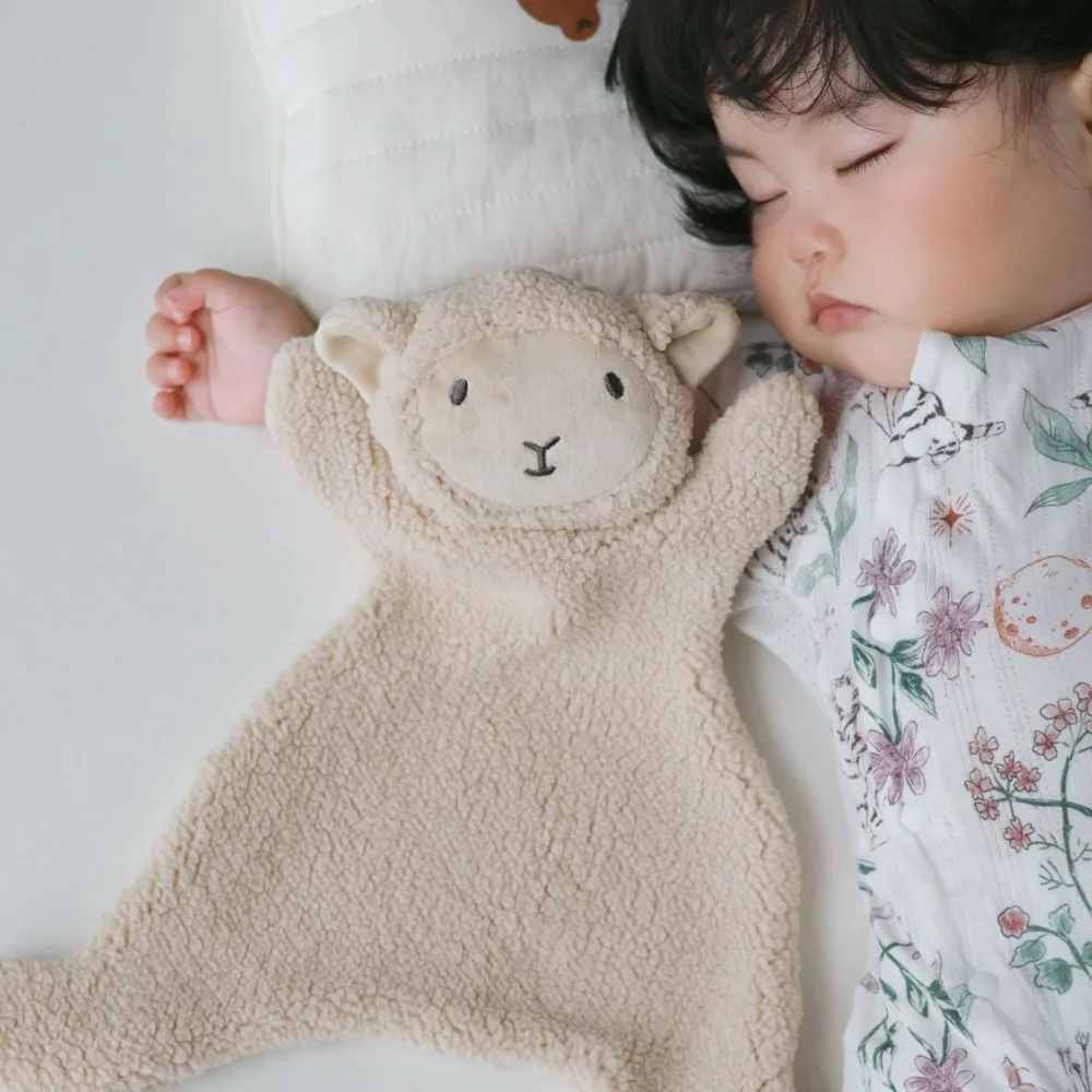 Cute Bear Shape Comfort Towel Cotton Gifts Comforter Blanket Super Soft Newborn Sleeping Dolls