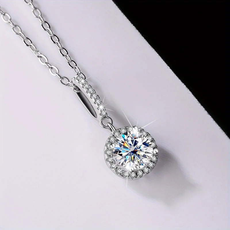 1pc 1Carat S925 Silver Pendant Necklace, Perfect for Christmas and Graduation Gifts, The First Choice of Fashion Ladies.
