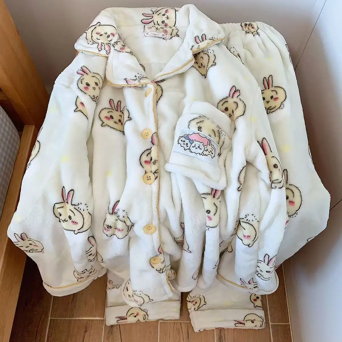 Пижамы Hachiware с героями мультфильмов для девочек, зимние бархатные утолщенные теплые милые пижамные комплекты Usagi, домашняя одежда Hello Kitty, 2 шт.