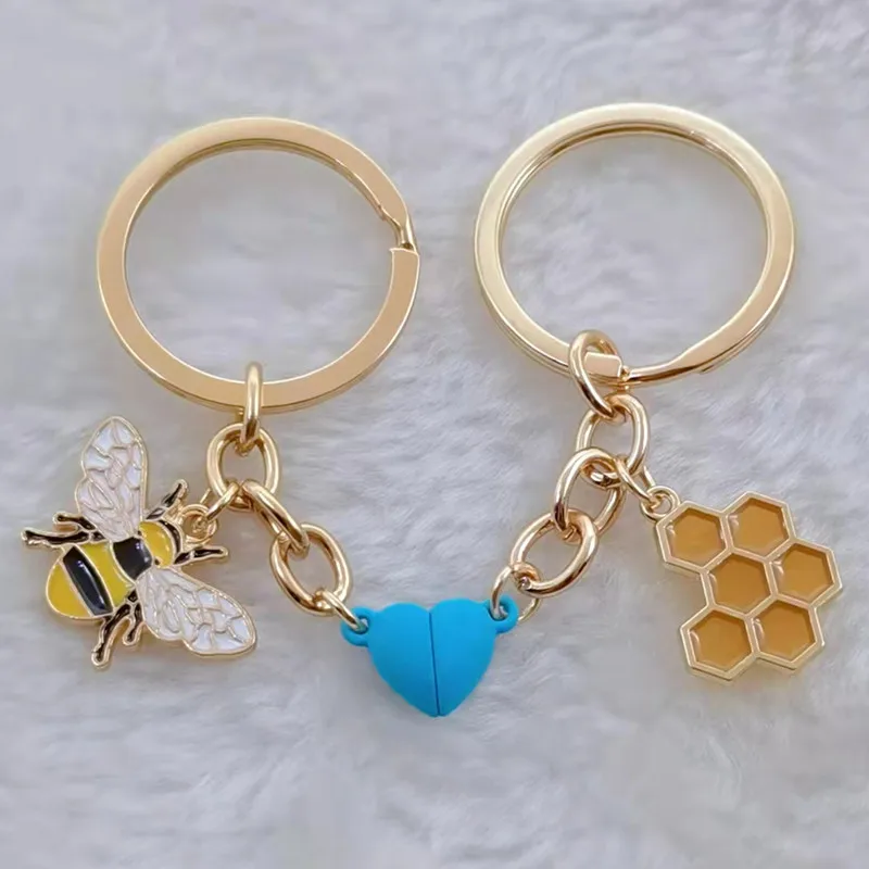 New Fashion Enamel Honeycomb Magnetic Button Keychain Bee Keychain Couple Gift Jewelry Craft New Design