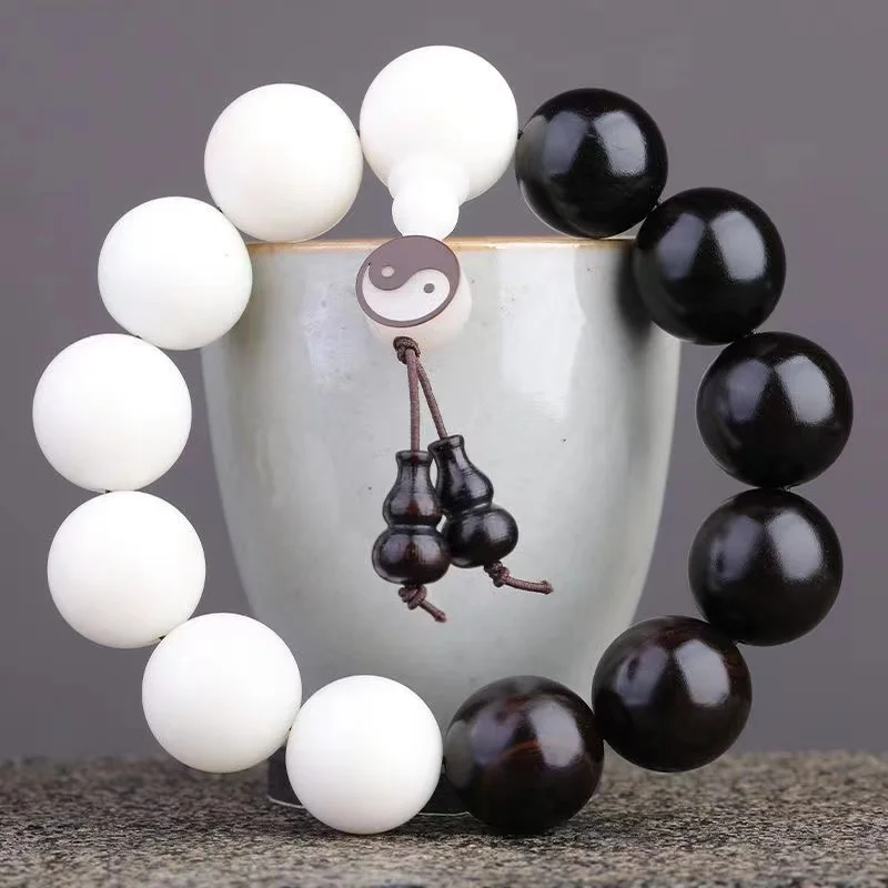 White jade Bodhi seeds with African red light sandalwood yin and yang tai chi men's and women's cultural and play Buddha beads