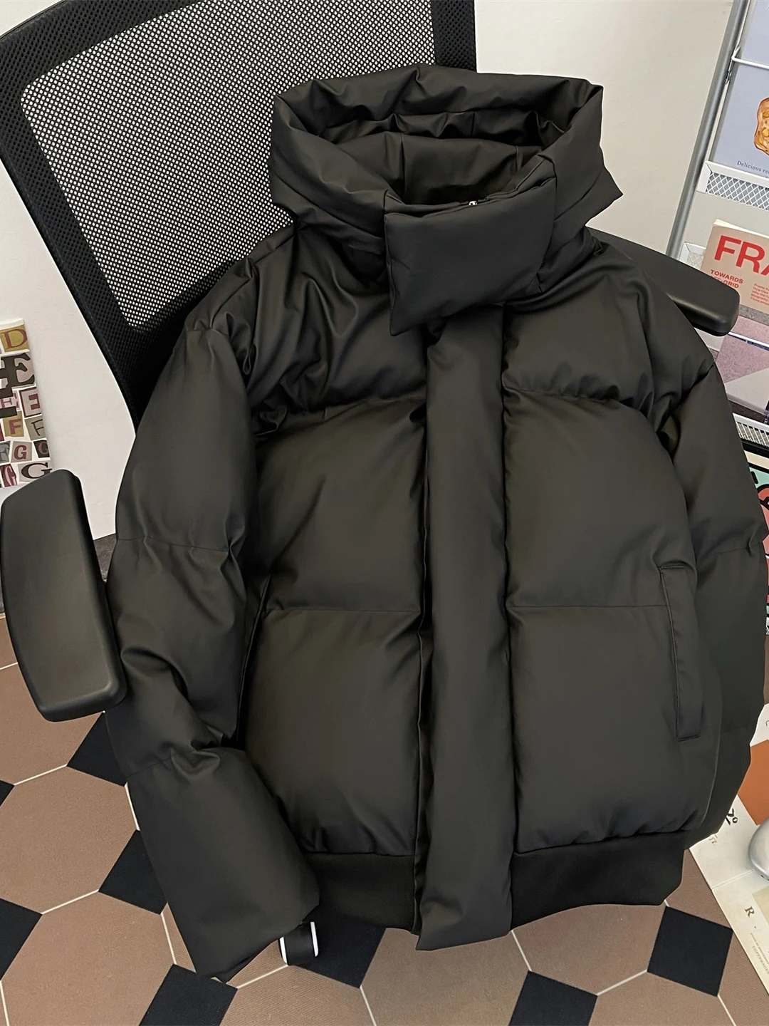 

American Sle Thiened High Collar down Cotton Jaet Men's Winter Faion Brand Windproof Cold-resistant PU Leather Cotton...