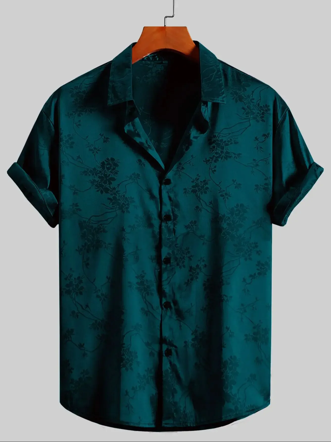 Men's casual Hawaiian shirt casual wear couple style comfortable and breathable fabric button-down design