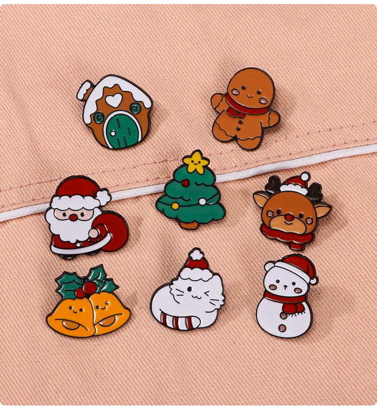 Cross border new Christmas collection brooch hot selling foreign trade bell snowman clothing accessories Halloween cartoon badge