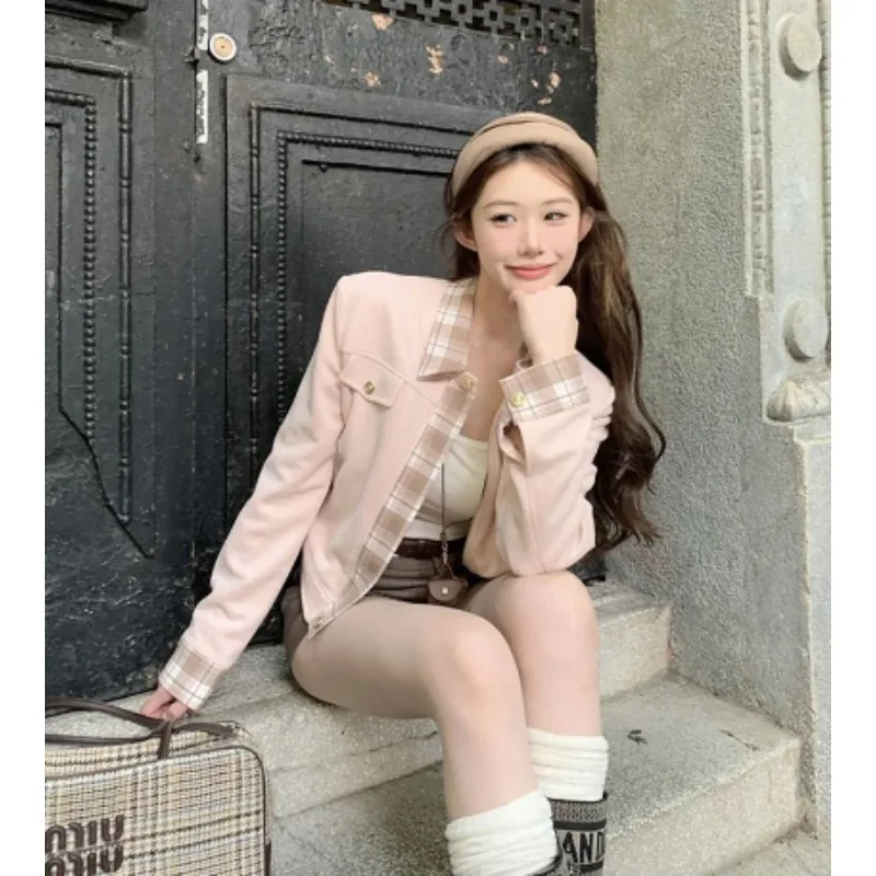 

2026 Women's Autumn Winter New Slim Short Sleeve Top Korean Version of Unique and Super Good-looking Contrasting Lapel Jacket