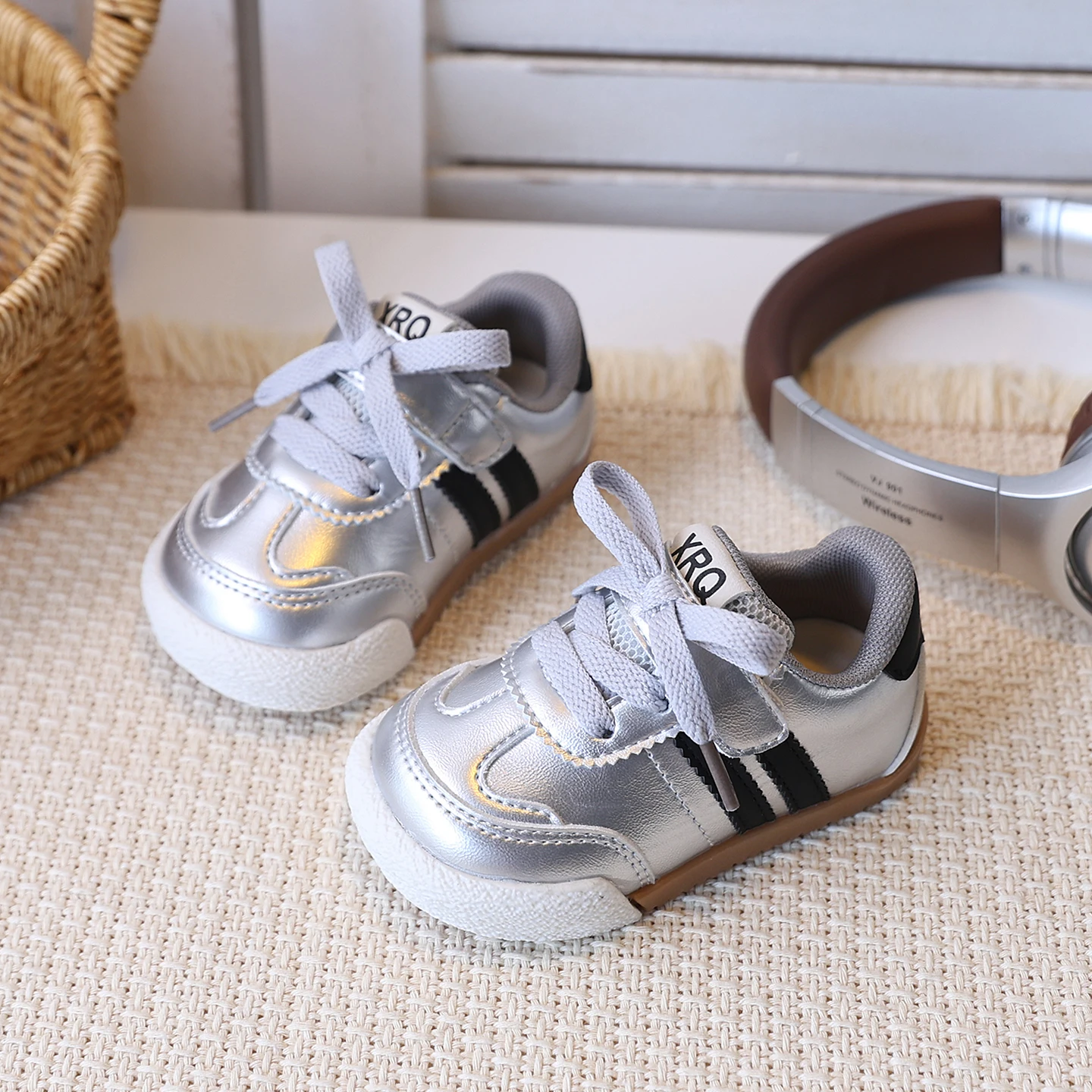 Kids Vintage Star Sneakers Lace‑Up Leopard Splicing Suede Upper Soft Non‑Slip Rubber Sole Lightweight Children Daily CasualShoes