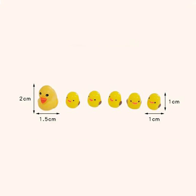 5Pcs Cute Mini Chicken Dekoracja wnętrza samochodu Automatyczne lusterko wsteczne Ozdoby na deskę rozdzielczą Prezent Akcesoria samochodowe