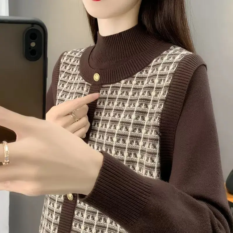 سترة الموضة السيدات الخريف الشتاء جديد الربط وهمية قطعتين تريكو معطف المرأة شبه عالية الرقبة فضفاضة قاع قميص علوي