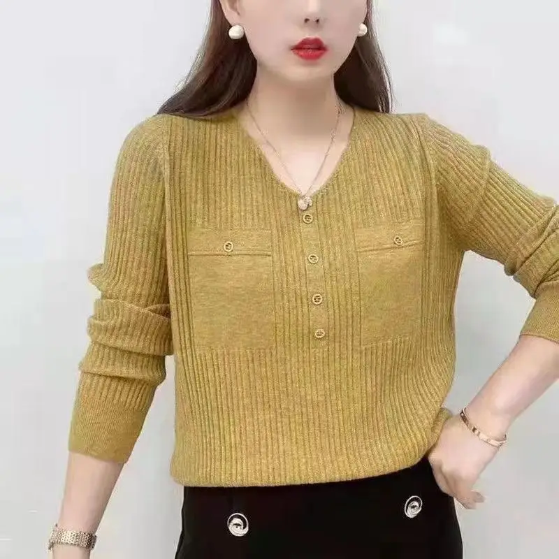 女性用Vネックニットセーター,長袖セーター,ボタン付き,上質な単色,衣類,エレガントなファッション,春,秋
