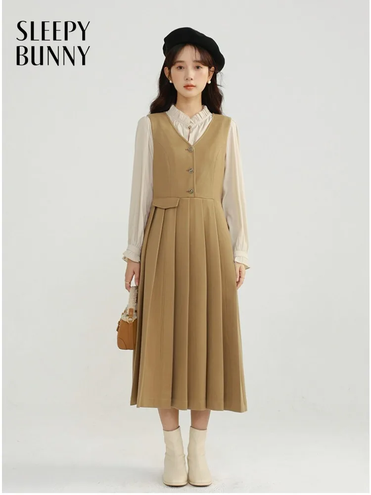 

Vintage V Neck Pleated Dress for Women Lady Slim Waist A Line Midi Vest Dress Elegant Spring Casual Daily Campus Style Outfit