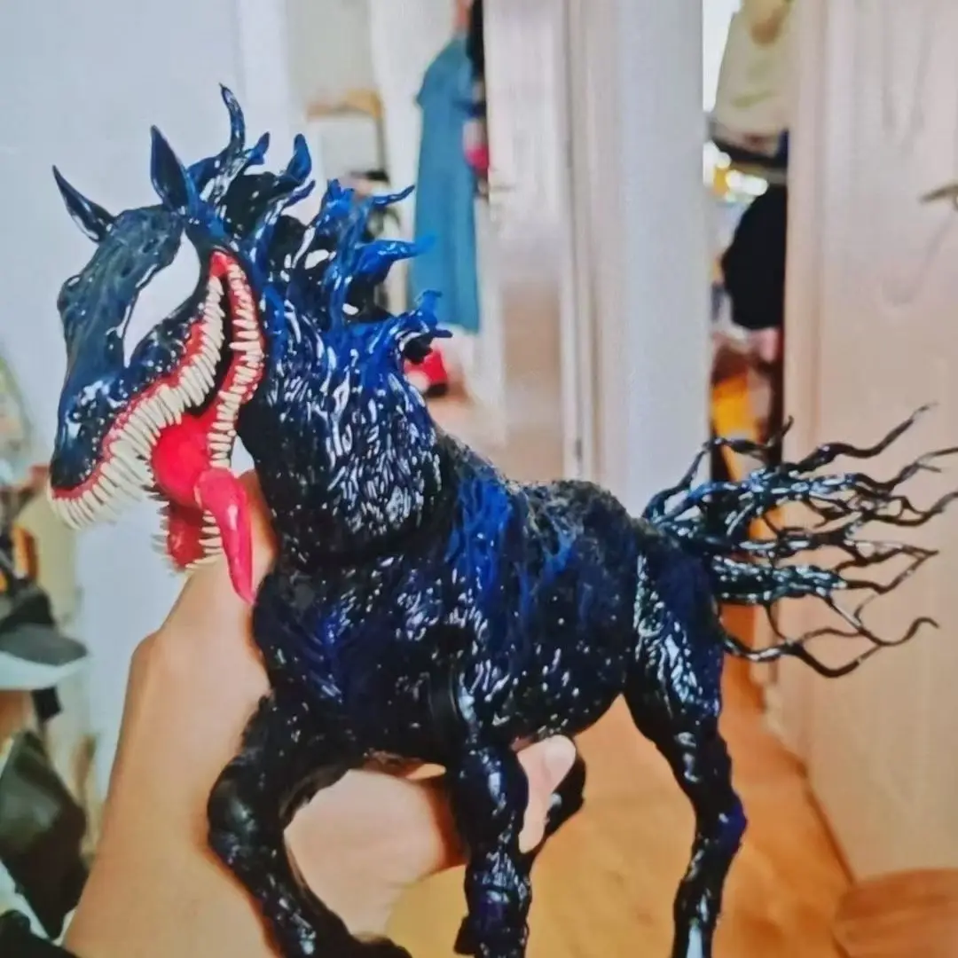 

Фигурки Venom The Last Dance Venom Horse, аниме-фигурка, фигурка Venom, статуя, модель, коллекция кукол, украшение комнаты, настольные игрушки, подарок