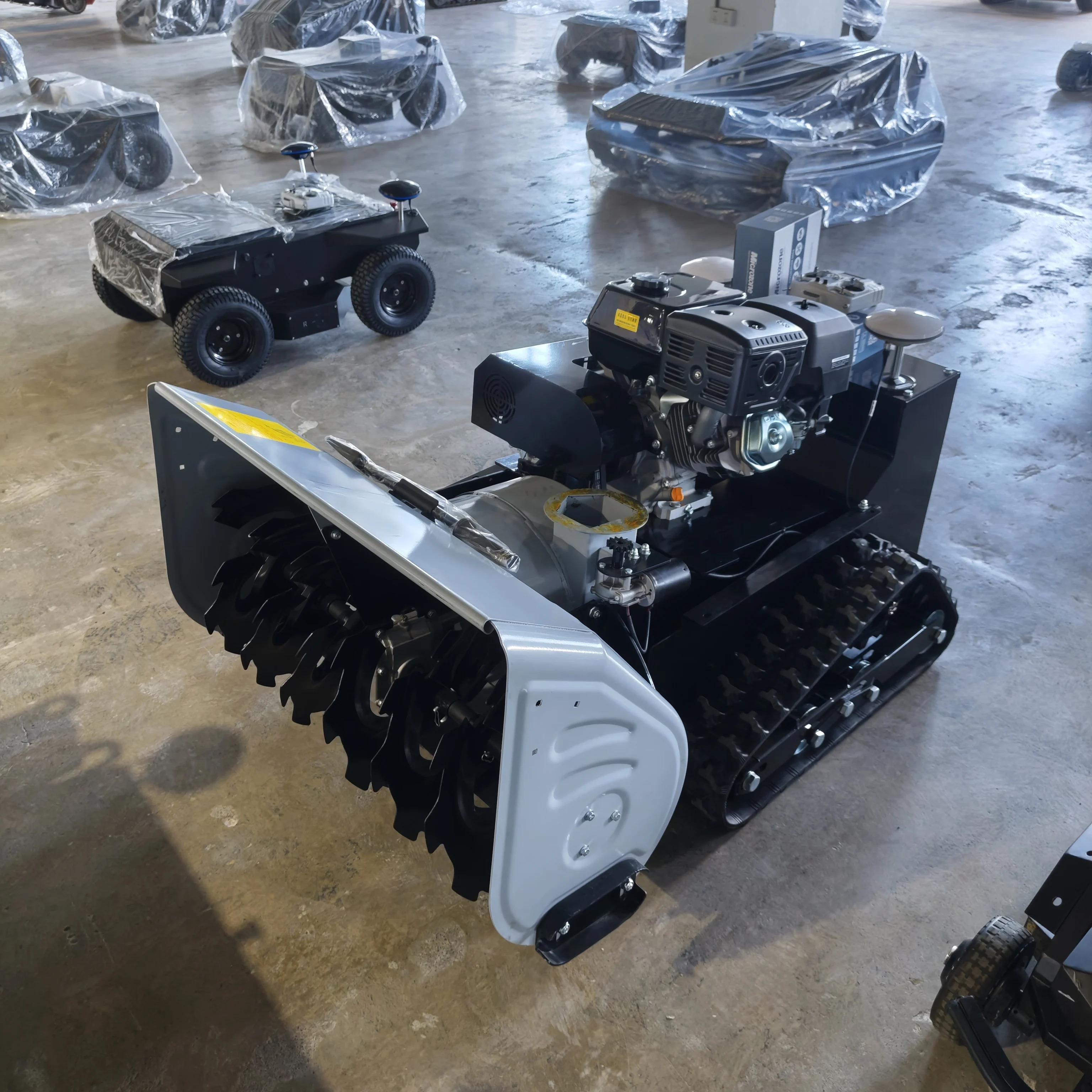 Remote Control Snow Blower Robot 49.21ft RTK Clearing Snow TrackedThrower for Heavy Snow Removal Driveway Farm Road