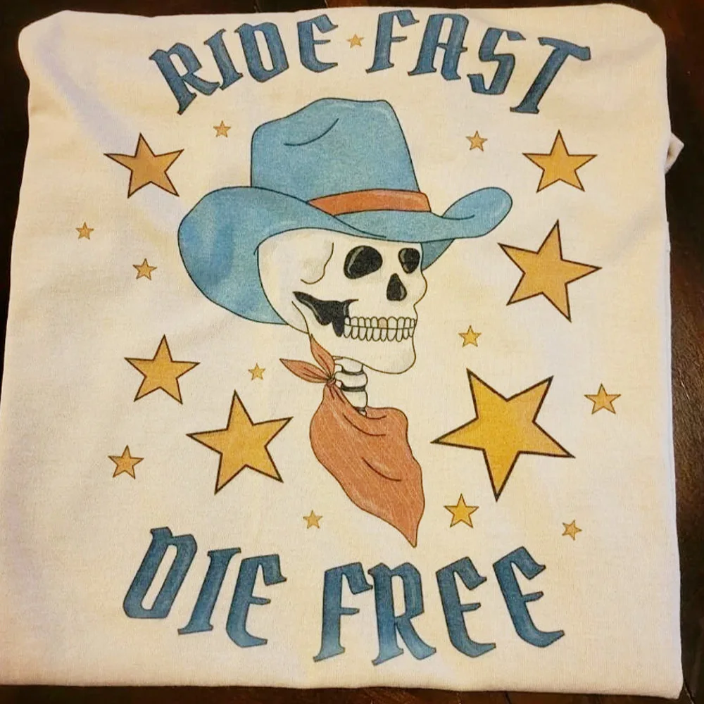 Ride Fast Die Free Funny Cowboy Skull Printing Graphic Western T Shirts Unisex Men Women Loose Cotton Short Sleeve Casual Tees